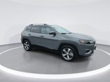 Used 2021 Jeep Cherokee Limited image 2