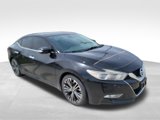Used 2017 Nissan Maxima Platinum w/ Medallion Package image 2