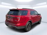 Used 2019 Ford Explorer XLT w/ Equipment Group 202A image 3