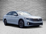 Used 2024 Volkswagen Jetta SEL image 3