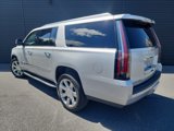 Used 2017 Cadillac Escalade ESV Luxury image 3