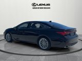 Used 2019 Toyota Avalon Limited image 5