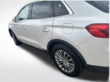 Used 2016 Lincoln MKX Select image 3