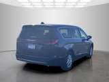 New 2025 Chrysler Pacifica Select image 3