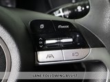 Used 2021 Hyundai Elantra SE image 3