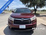 Used 2014 Toyota Highlander LE image 3