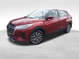 Used 2021 Nissan Kicks SV image 2