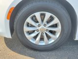Used 2017 Chrysler Pacifica Touring-L image 5