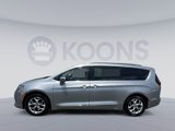 Used 2019 Chrysler Pacifica Limited image 2
