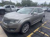 Used 2017 Lincoln MKX Reserve w/ Driver Assistance Package image 3