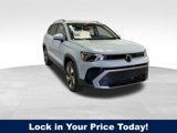New 2025 Volkswagen Taos SE image 1