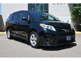 Used 2020 Toyota Sienna LE image 5