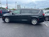 Used 2022 Chrysler Voyager LX image 4