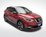Used 2018 Nissan Kicks SR w/ Premium Package image 3