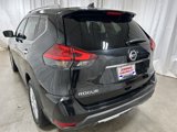 Used 2017 Nissan Rogue SV w/ SV Premium Package image 5