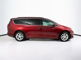 Used 2020 Chrysler Pacifica Touring w/ Tire & Wheel Group image 4
