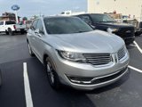 Used 2016 Lincoln MKX Select w/ Climate Package image 3