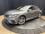 Used 2017 Volkswagen Passat 1.8T R-Line image 3