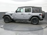 Used 2018 Jeep Wrangler Unlimited Sport image 3