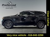 Used 2021 Jeep Grand Cherokee Limited w/ Luxury Group II image 2