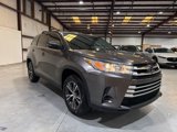 Used 2019 Toyota Highlander LE image 3