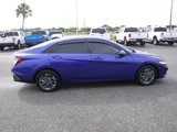 Used 2024 Hyundai Elantra SEL image 3