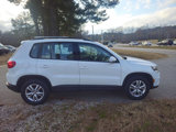 Used 2016 Volkswagen Tiguan S image 2