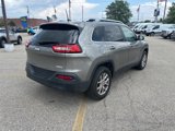 Used 2017 Jeep Cherokee Latitude image 5
