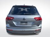 Used 2022 Volkswagen Tiguan SE w/ Panoramic Sunroof Package image 5