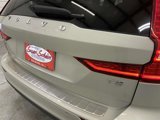 Used 2020 Volvo V60 T5 Cross Country image 4