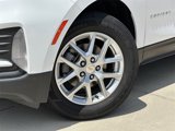 Used 2023 Chevrolet Equinox LT image 2