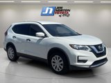 Used 2017 Nissan Rogue S image 3