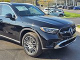 Used 2025 Mercedes-Benz GLC 300 4MATIC image 2