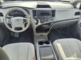 Used 2012 Toyota Sienna LE image 4