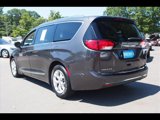 Used 2019 Chrysler Pacifica Touring-L Plus w/ Advanced Safetytec Group image 3