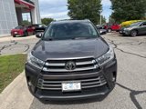 Used 2017 Toyota Highlander Limited image 4