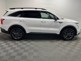 Used 2021 Kia Sorento SX Prestige image 4
