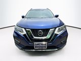 Used 2018 Nissan Rogue SV w/ Premium Package image 2