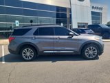 Used 2022 Ford Explorer XLT w/ Equipment Group 202A image 2