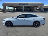 Used 2022 Chevrolet Malibu LT image 2