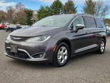 Used 2018 Chrysler Pacifica Limited w/ Advanced Safetytec Group image 3