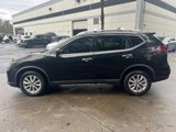 Used 2018 Nissan Rogue SV image 5