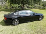 Used 2022 Volvo S90 B6 Momentum image 2