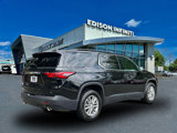 Used 2022 Chevrolet Traverse LT image 3