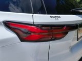 Used 2022 Chevrolet Traverse LS image 4