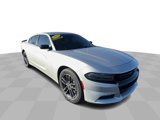 Used 2019 Dodge Charger SXT w/ Blacktop Package image 3