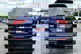 Used 2021 Volkswagen Tiguan SE w/ Panoramic Sunroof Package image 4