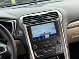 Certified 2020 Ford Fusion SE image 3
