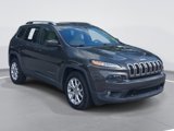Used 2015 Jeep Cherokee Latitude w/ Comfort/Convenience Group image 3
