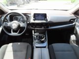 Used 2022 Nissan Rogue SV image 2